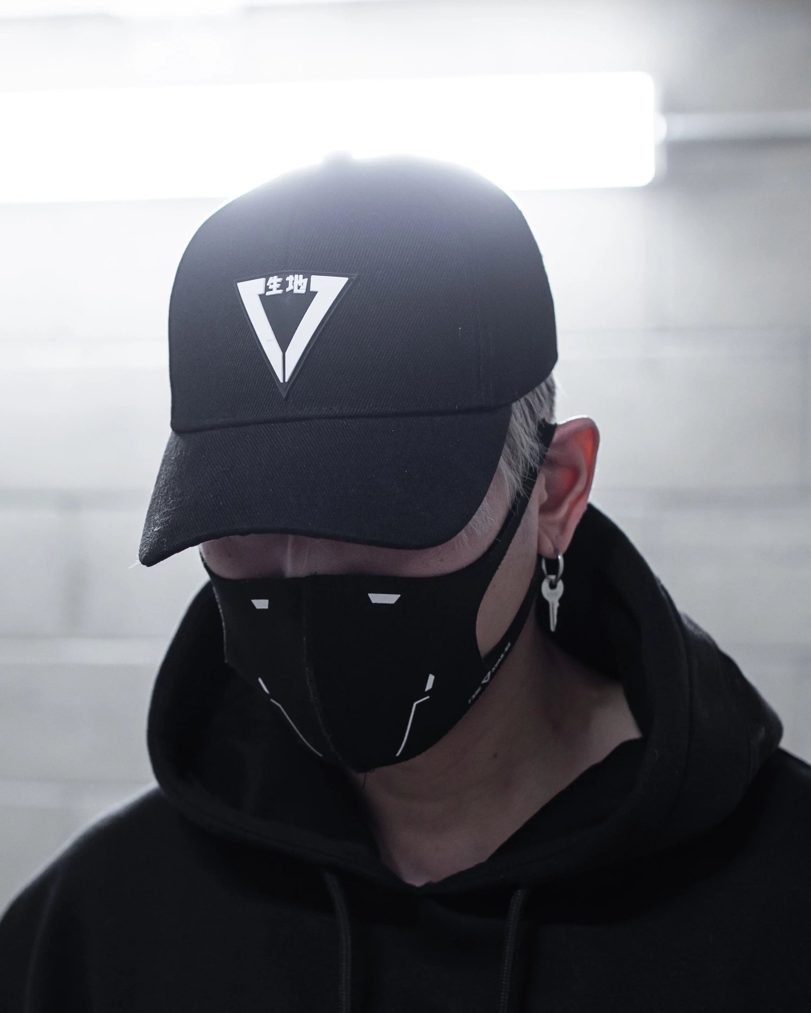 TR-02 BW Baseball Cap 4
