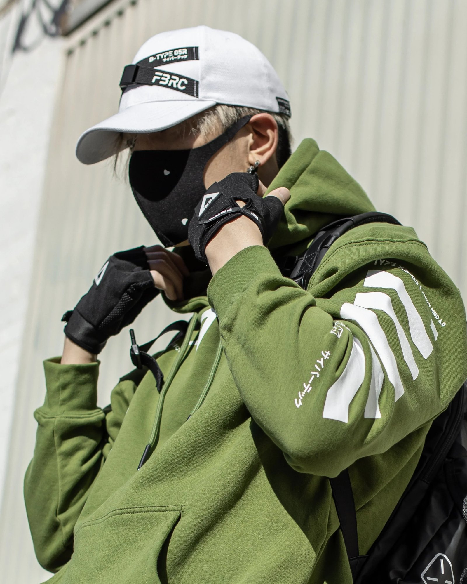 XB-03 Army Green Hoodie 7