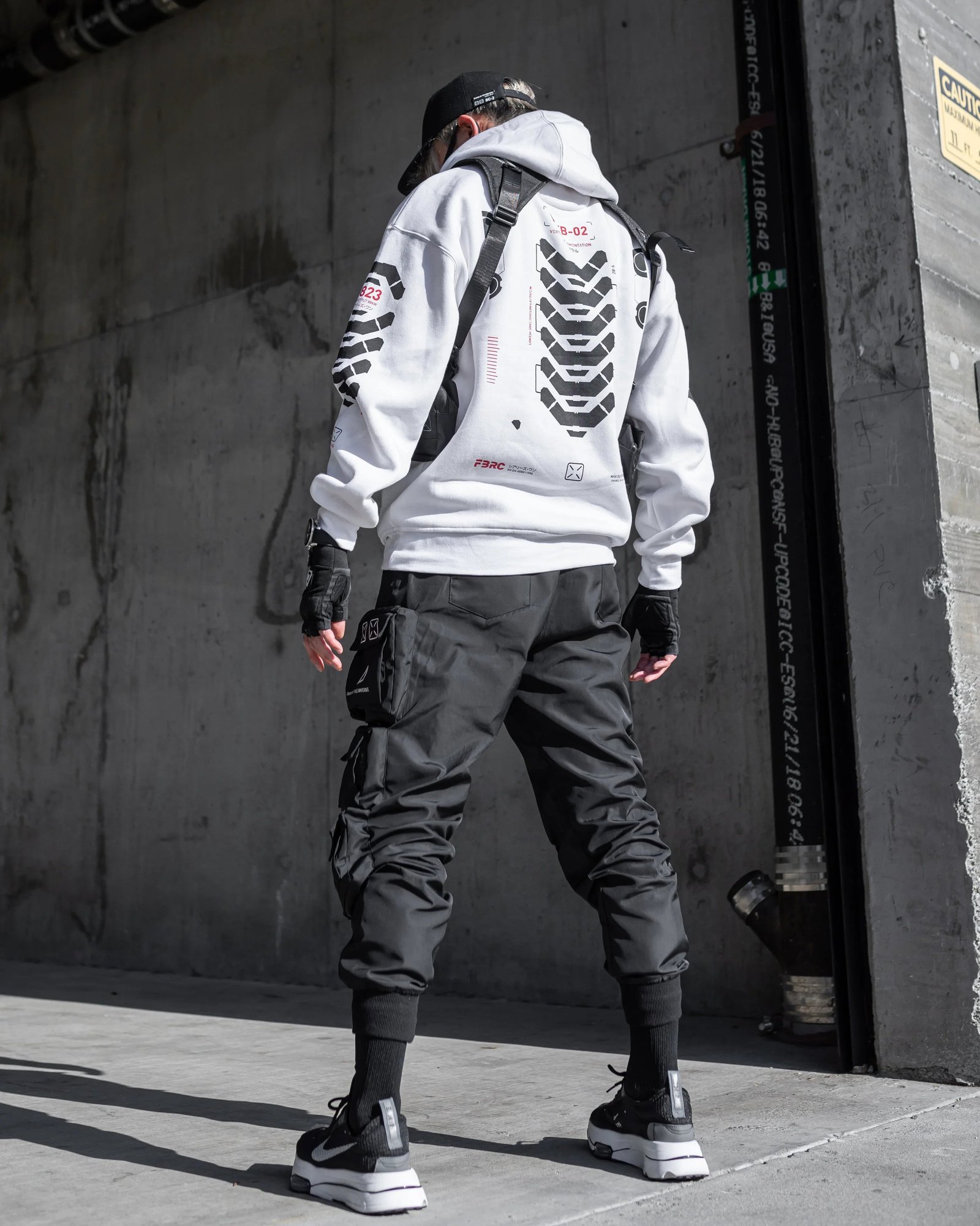 VRTB-02 White Hoodie 4