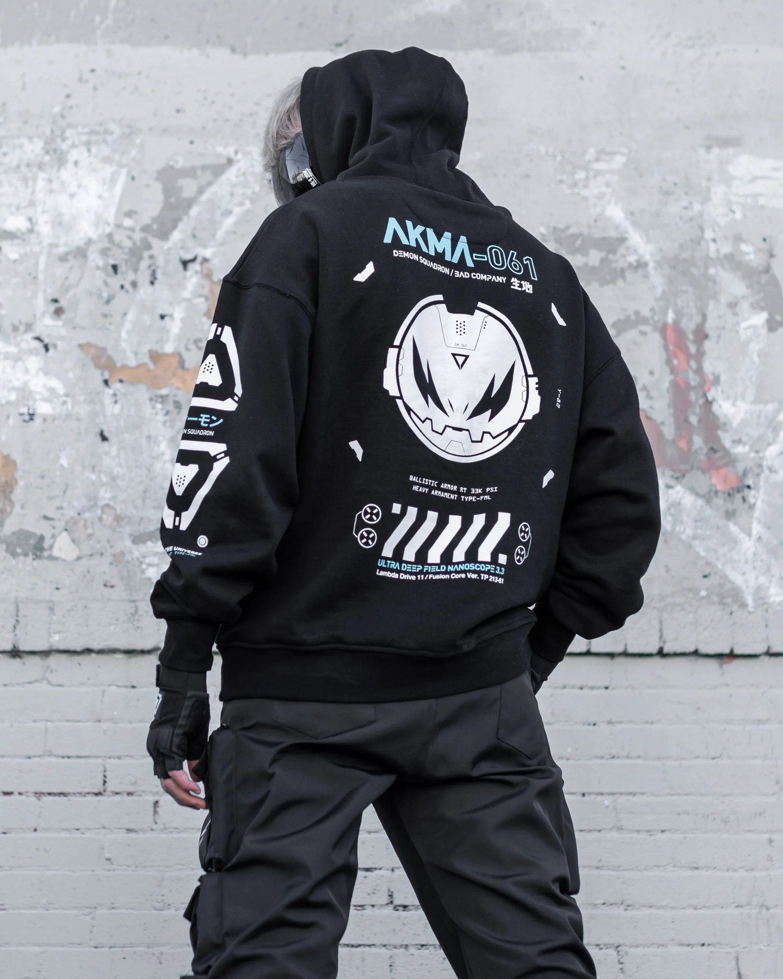 AKMA-061C Black Hoodie 7