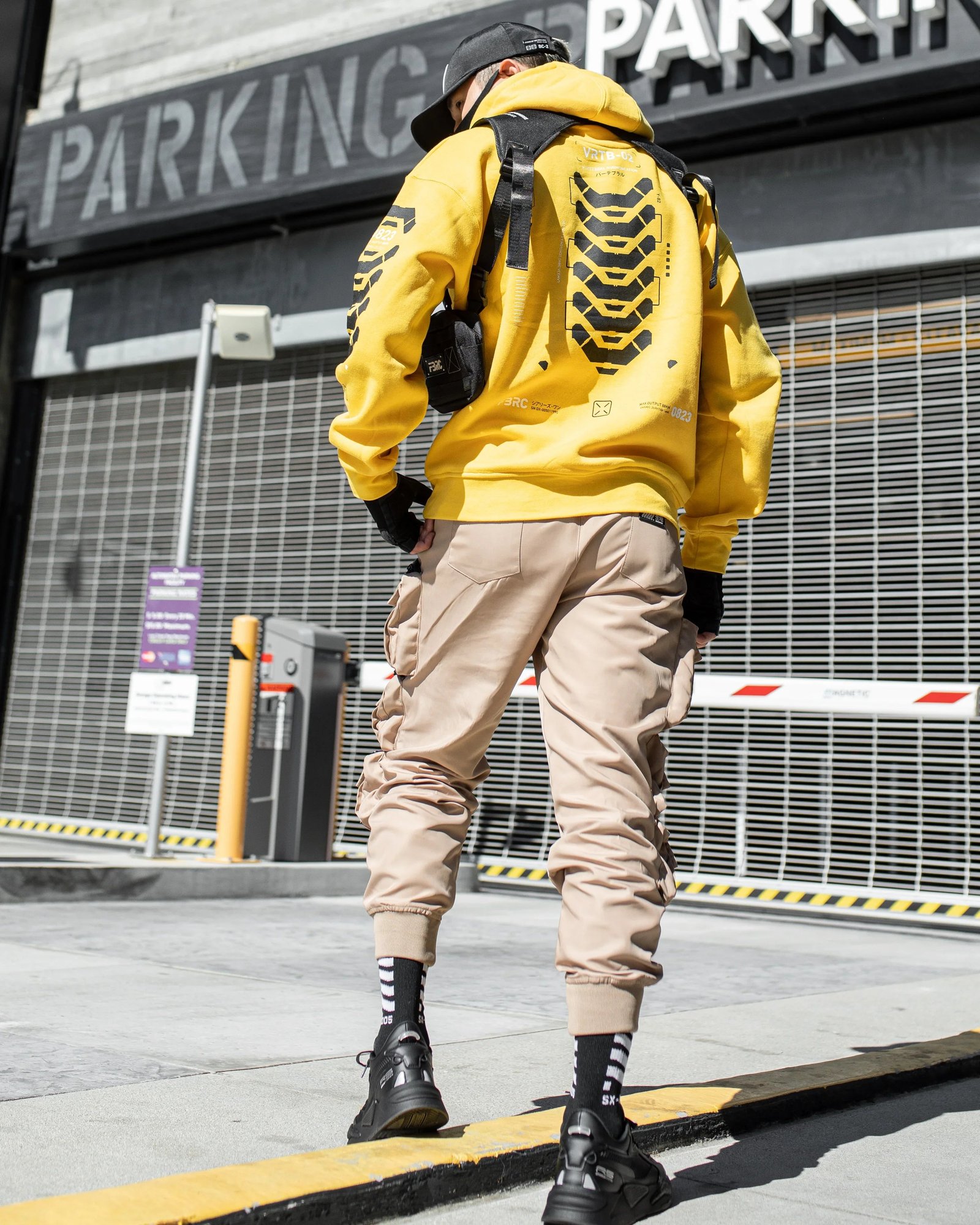 VRTB-02 Yellow Hoodie 6