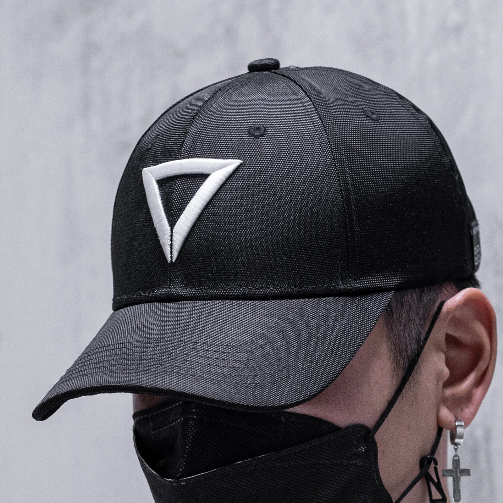 TR-07 Black Baseball Cap 2