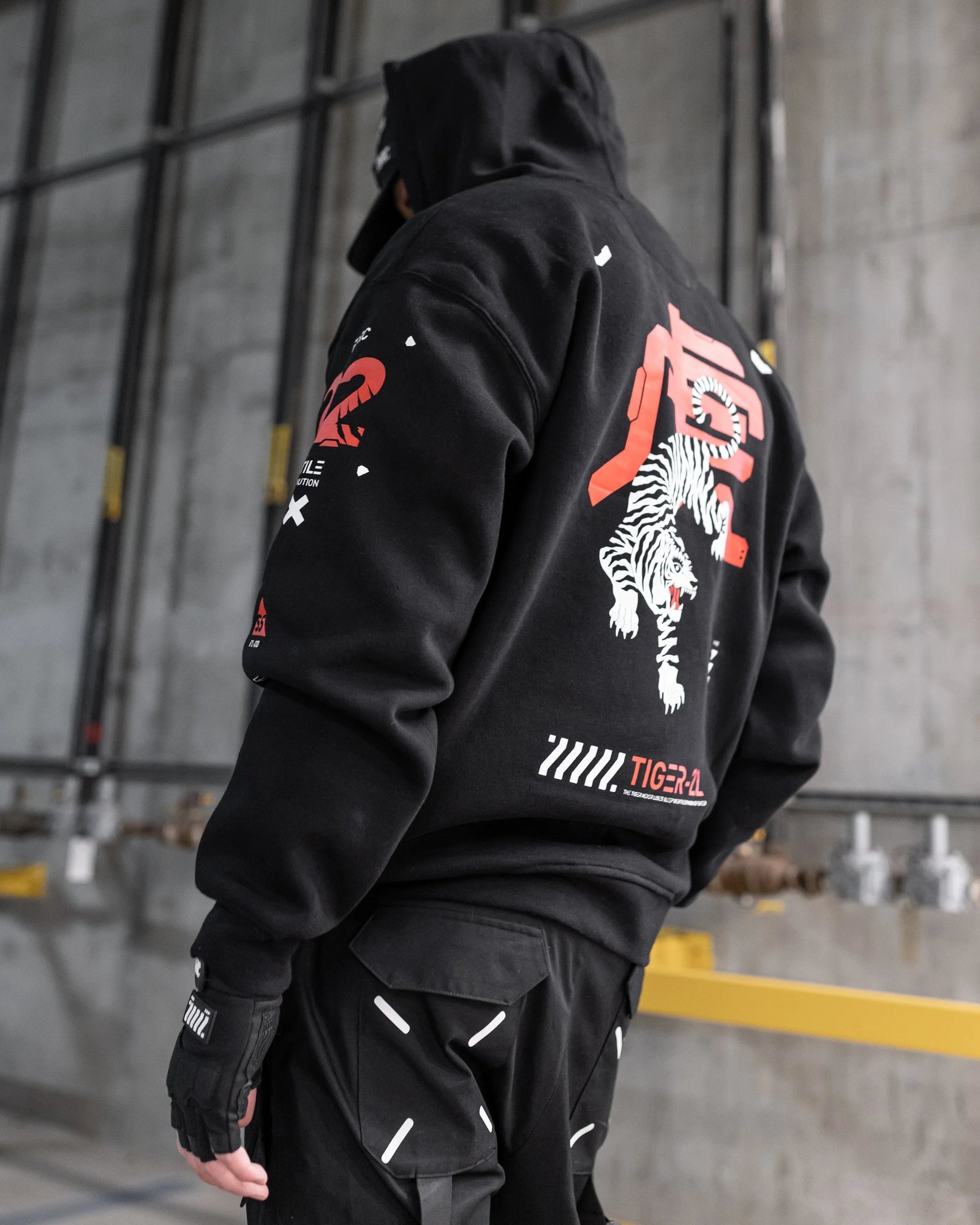 Tiger-22 RD Black Hoodie 3