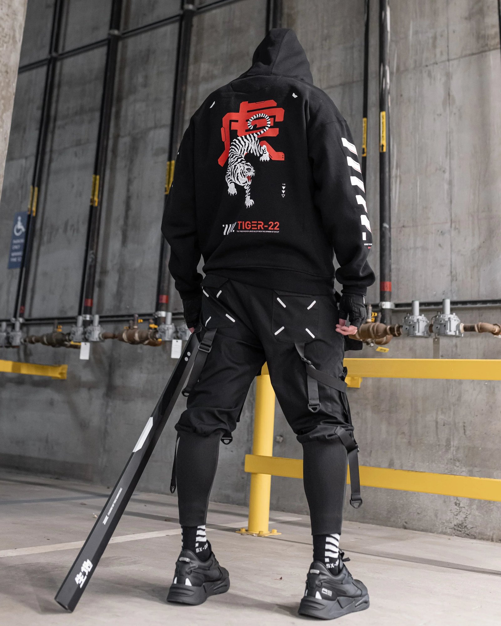 Tiger-22 RD Black Hoodie 5
