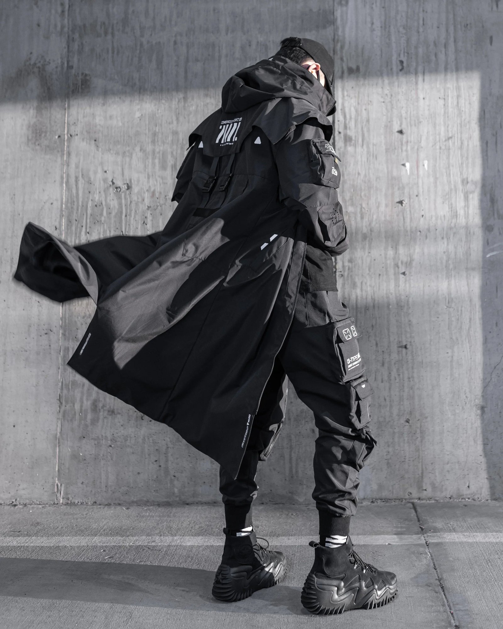 CC-020 Black Commander's Coat 9