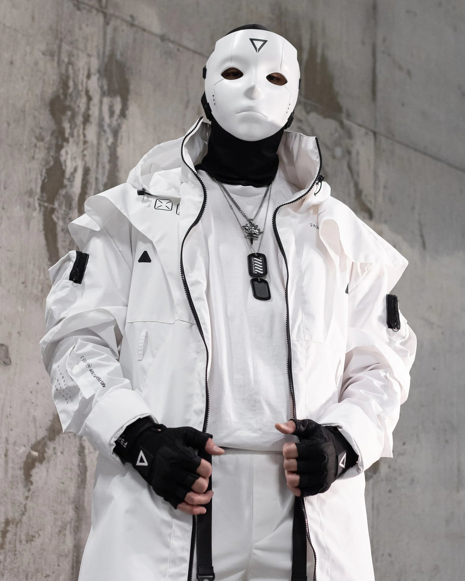 CC-020 White Commander's Coat 3