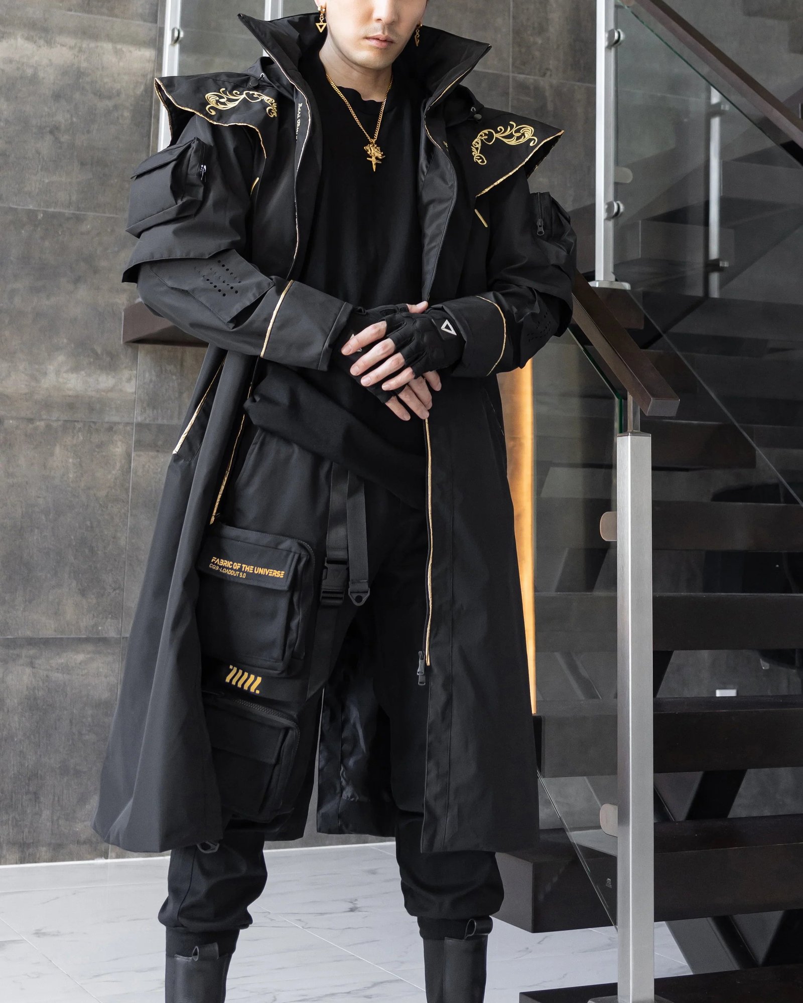 KC-030 Black King's Coat 5