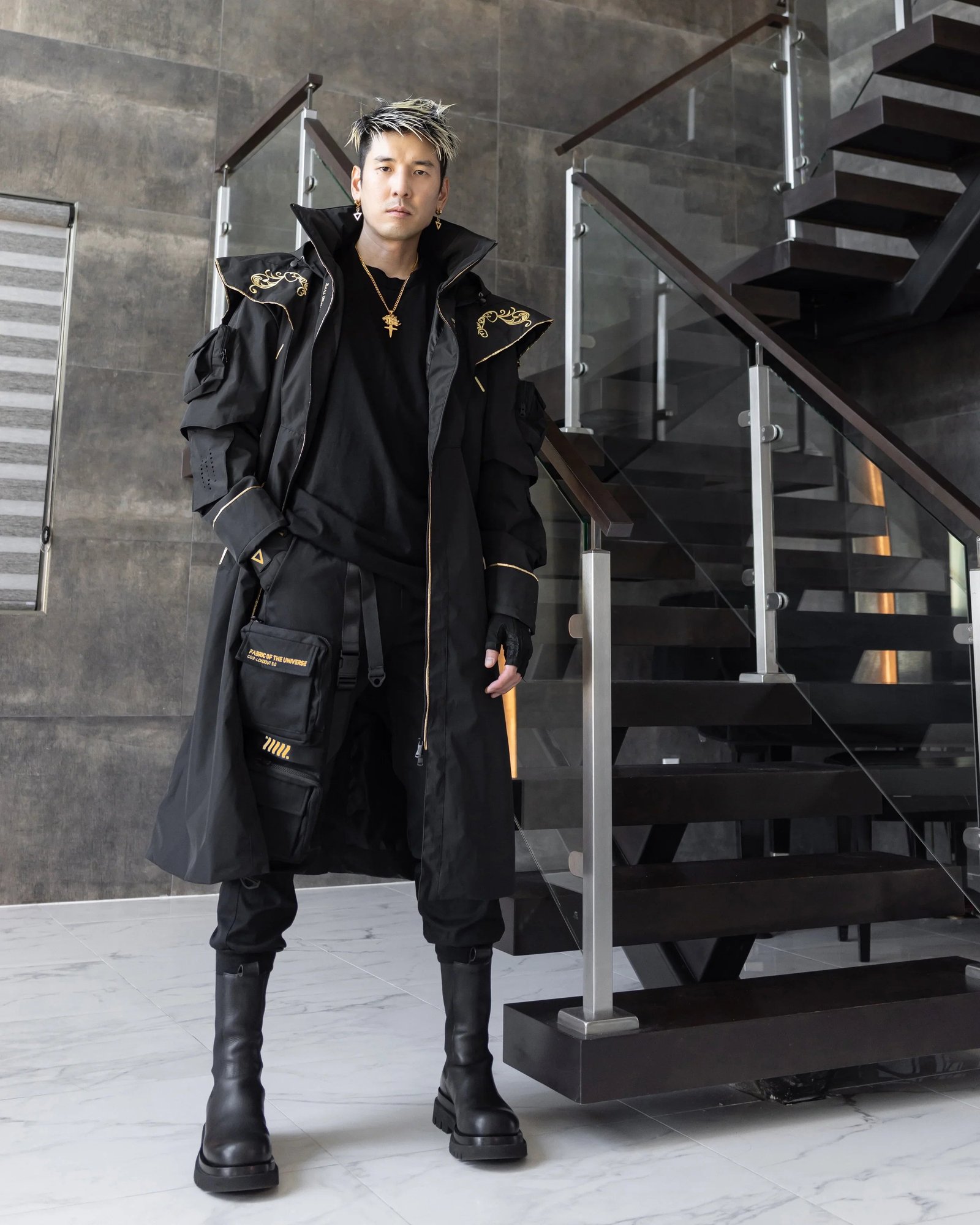 KC-030 Black King's Coat 7