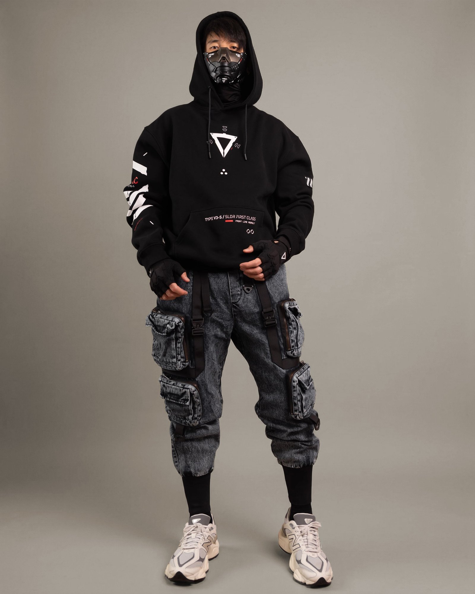 V3-S Black Base Hoodie 12
